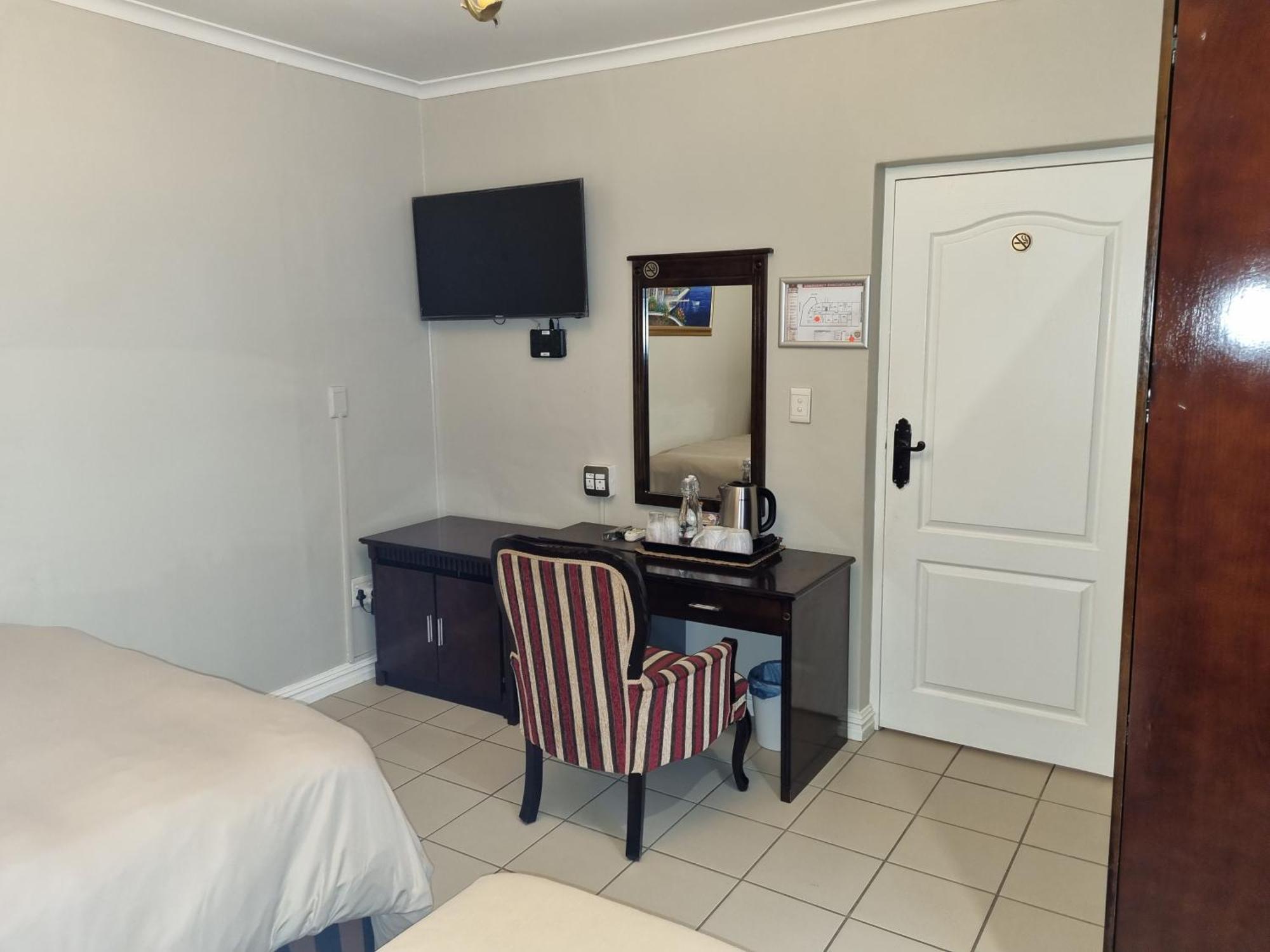 Savoy Lodge Cape Town Bagian luar foto